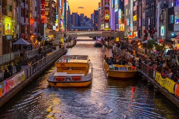 Distrito Comercial de Dotonbori en Osaka, Japón —  Fotos de Stock