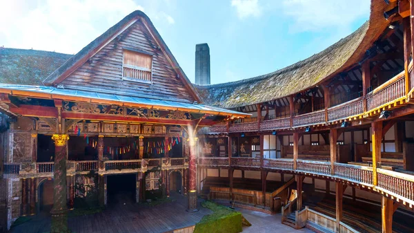 Shakespeare 's Globe en Londres, Reino Unido — Foto de Stock