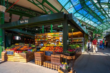 Londra'da Southwark'taki Borough Market, İngiltere 