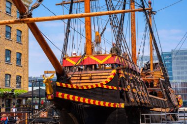 Golden Hinde, Londra, İngiltere'de İngiltere'nin ünlü gemi kopyası