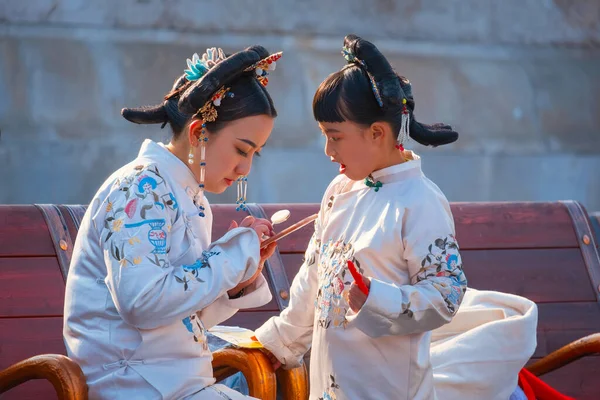 Pechino Cina Gennaio 2020 Donna Cinese Non Identificata Abito Tradizionale — Foto Stock