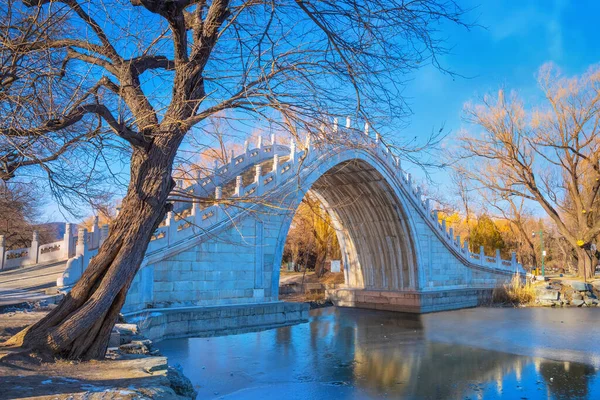 中国北京の頤和園の玉帯橋 — ストック写真