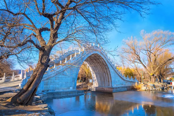 中国北京の頤和園の玉帯橋 — ストック写真