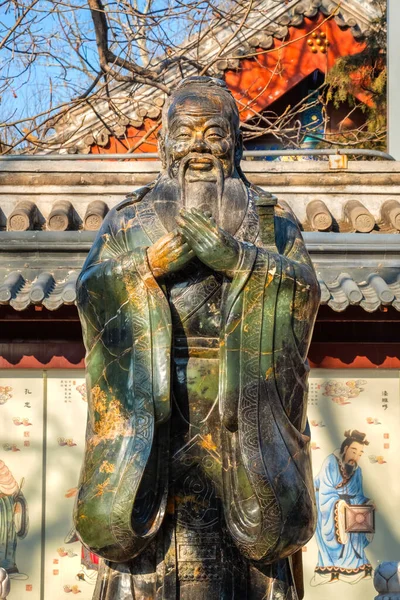 Pekin Çin Deki Konfüçyüs Tapınağı Nda Konfüçyüs Heykeli — Stok fotoğraf