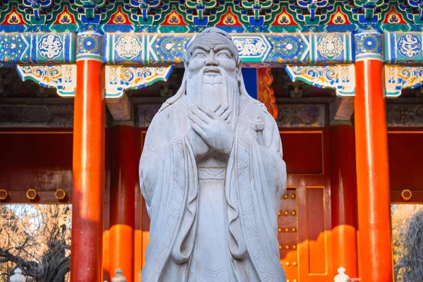 Статуя Конфуция Храме Конфуция Пекине Китай — стоковое фото