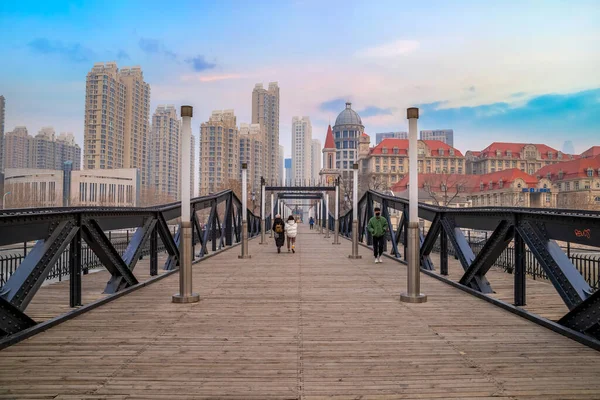 Puente Peatonal Madera Tianjin Sobre Río Haihe Distrito Nankai Tianjin —  Fotos de Stock