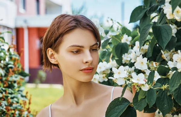 Young Girl Natural Makeup Dress Background Blooming Jasmine — Stock Photo, Image