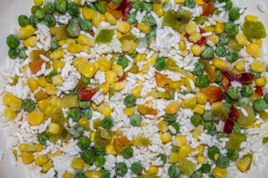 pirinç sebze karışımı