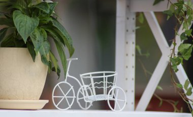 alışveriş sepeti hediye kutuları ile