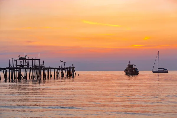 Houten Wandelpad Pier Twilight Sky Zonsondergang — Stockfoto