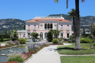 Müze villasının güzel parkı, Fransız Rivierası, Fransa