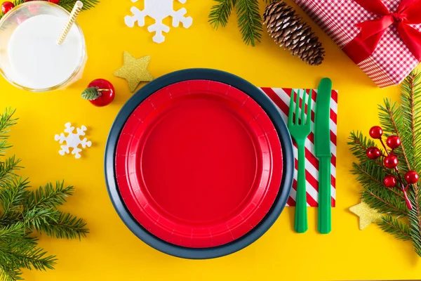 Christmas option of festive holiday table serving. — Stock Photo, Image