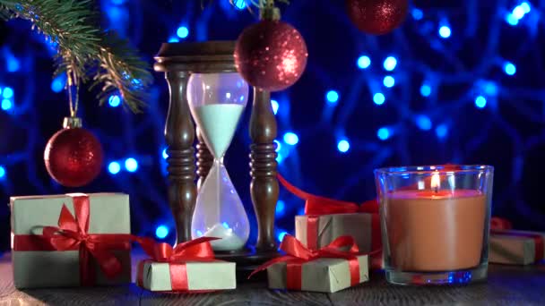 Fundo Natal Com Elementos Natal Abeto Queimadores Velas Relógio Presentes — Vídeo de Stock