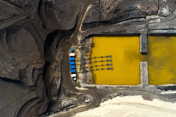 Top View Pool Yellow Liquid Used Coal Mining Quarry Heavy — Stock Photo, Image