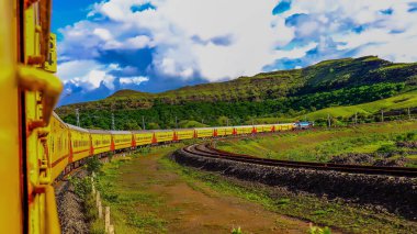 Çoklu Yerlerden Güzel Hindistan Demiryolu Yolculuğu