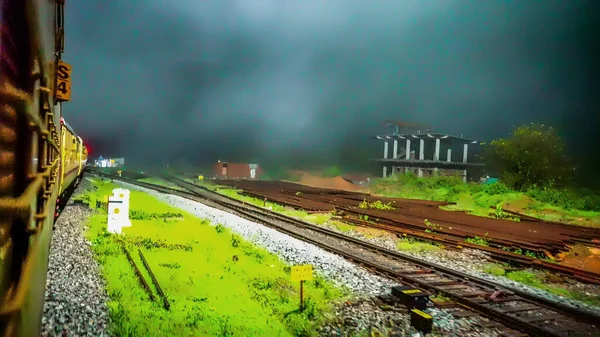 複数の場所から美しいインドの鉄道旅 — ストック写真