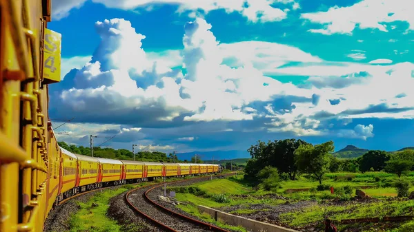 Beau Voyage Train Indien Depuis Plusieurs Endroits — Photo