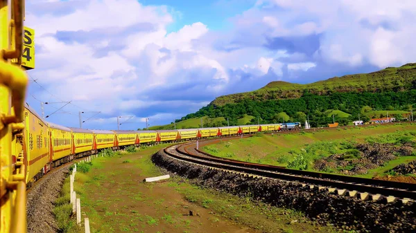 Beau Voyage Train Indien Depuis Plusieurs Endroits — Photo