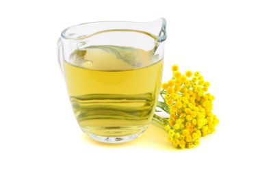 İzole Helichrysum Arenarium ayıklamak infüzyon tentür çay (cüce Everlast, rengi bozulmayan çiçek çiçek).