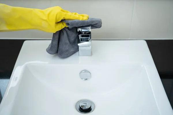 Housekeepers Hands Rubber Protective Grove While Cleaning Dirty Toilet Maid — Stock Photo, Image