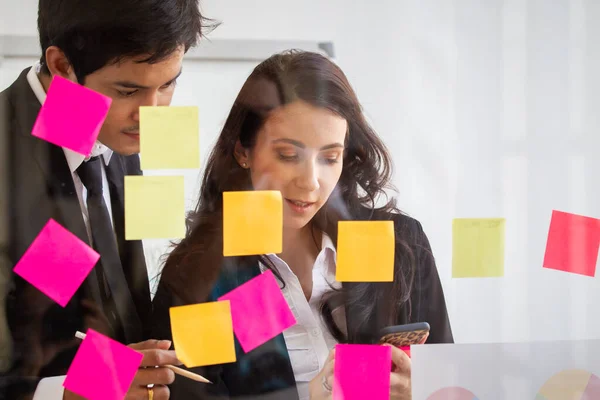 Diversiteit Etniciteit Professionele Zakenmensen Hebben Een Brainstorm Bespreken Samen Hun — Stockfoto