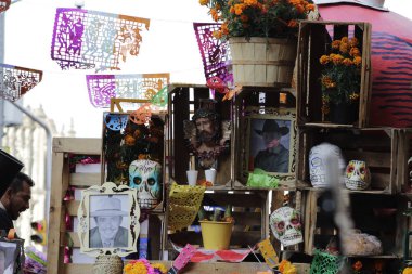 gün od Mexico City'de ölü geçit töreni