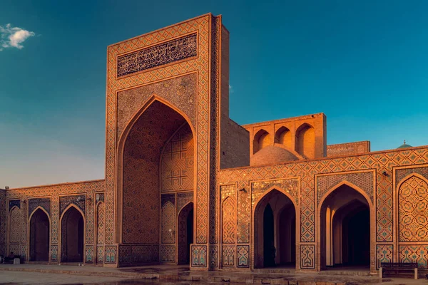 Binnenplaats Van Kalyan Moskee Bij Zonsondergang Buchara Oezbekistan Unesco Werelderfgoed — Stockfoto