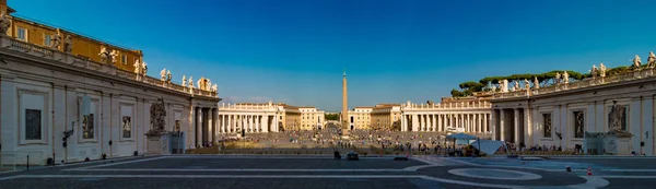 Saint Peter's Square — Stock Photo, Image