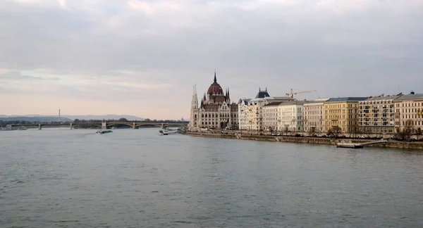 Budapest Panoráma Magyarország Fővárosa Duna Parti Épület Töltés — Stock Fotó