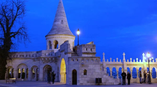 Bastion Des Pêcheurs Sur Colline Château Buda Illuminé Dans Soirée — Photo