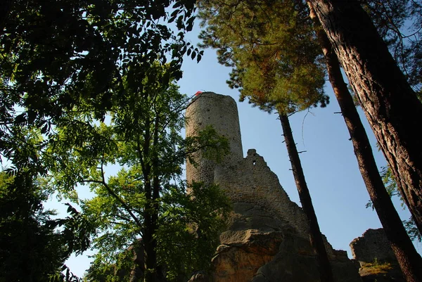 Vista Inferior Das Ruínas Castelo Frydstejn República Checa — Fotografia de Stock