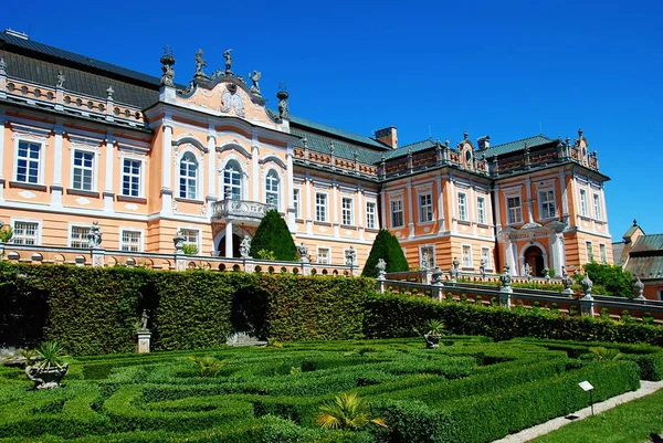 Castillo Nov Hrady Estilo Rococó Con Jardines Alrededor Bohemia Oriental — Foto de Stock