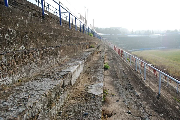 Tribunes Vacíos Estadio Fútbol Abandonado Decadencia Brno Urbex — Foto de Stock