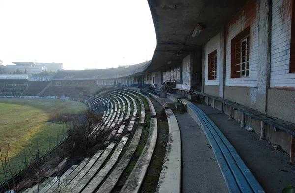 Elhagyott Bomlási Labdarúgó Stadion Üres Tribunusok Brno Urbex — Stock Fotó