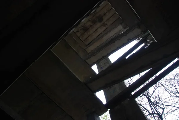 Vista Inferior Escalera Piedra Edificio Abandonado Urbex — Foto de Stock