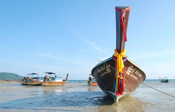 Krabi Plaj Kıyısında Geleneksel Tay Uzun Kuyruk Tekne Tayland — Stok fotoğraf