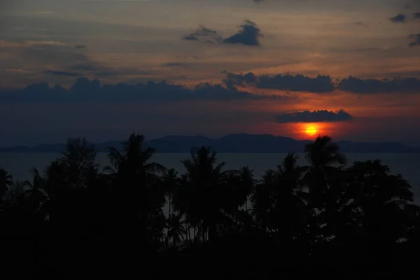 Hermosa Puesta Sol Sobre Mar Tailandia — Foto de Stock