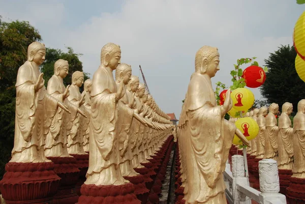Detalhe Estátuas Ouro Grande Terra Buda Templo Guang Shan Kaohsiung — Fotografia de Stock