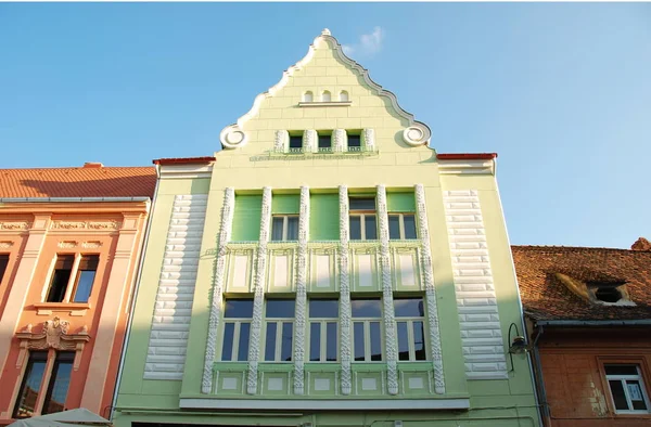 Fachada Casas Coloridas Cidade Brasov Roménia — Fotografia de Stock