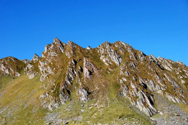 Picos Rochosos Cárpatos Montanhas Fagaras Transilvânia Roménia — Fotografia de Stock
