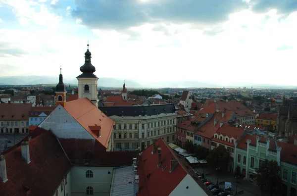 Vista Panorámica Azotea Ciudad Sibiu Con Torre Del Ayuntamiento Rumania —  Fotos de Stock