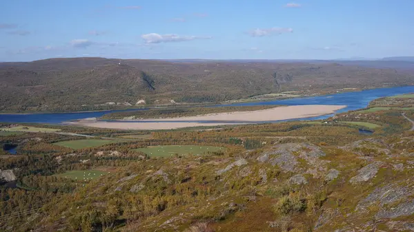 Vue Rivière Tana Village Polmak Depuis Colline Buolbmatcohka Norvège — Photo