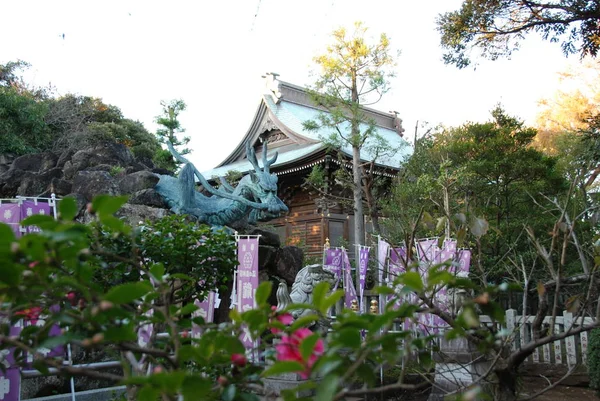 Okutsuno-miya Tapınağı, Enoshima-jinja Tapınağı'nın bir parçası, Fujisawa, Kanagawa, Japonya