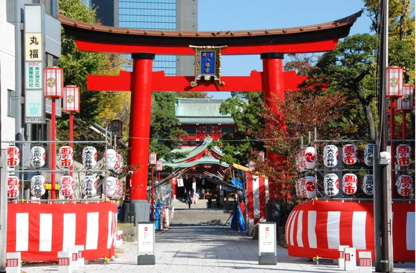 Ιαπωνικά Σίντο Πύλη Torii Του Βωμού Tomioka Στο Τόκιο Ιαπωνία — Φωτογραφία Αρχείου