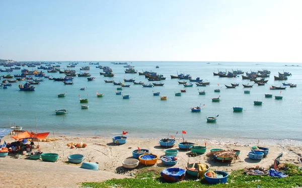 Mui Vietnam Daki Balıkçı Köyünde Yüzlerce Tekne — Stok fotoğraf