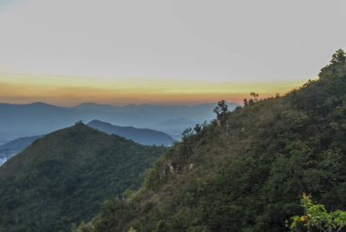 Nha Trang, Vietnam çevresindeki dağlar ve doğa. 