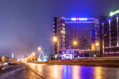 Kirov şehir gece yansımalar