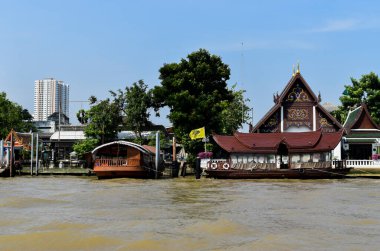 Chao Phraya Nehri 'nden Bangkok manzarası