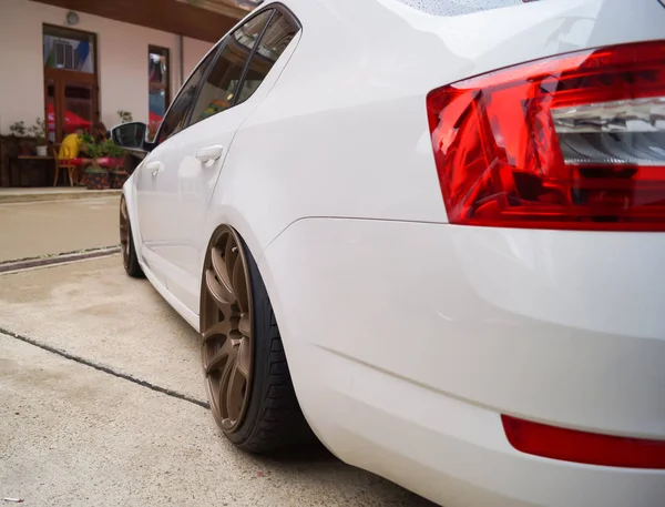 Tuning Puestos Coches Deportivos Cerca Cafetería — Foto de Stock