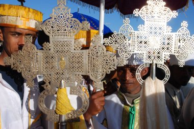 Addis Ababa, Etiyopya, 18 Ocak 2007: rahiplerin Ortodoks haçlar holding